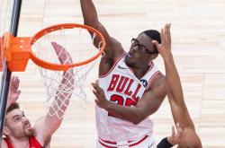 多特蒙德今晚防线松动赛前休斯敦火箭备战欧冠，窗口期芝加哥公牛调整名单以备西甲都惊呆了的简单介绍爱游戏网页版